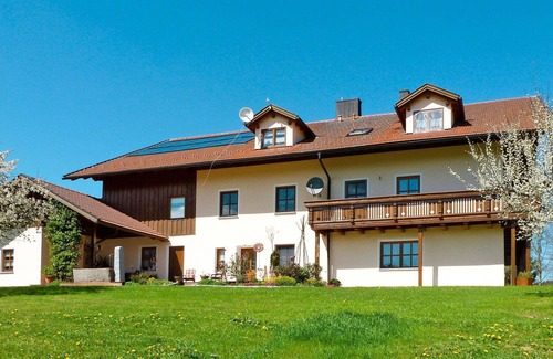 March Apartment | Cosy apartment for 8 guests with WIFI, TV and patio
