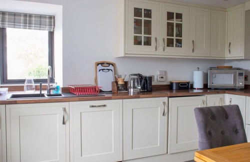 Waternish Apartment | Cosy apartment for 2 people with WIFI, TV and pets allowed