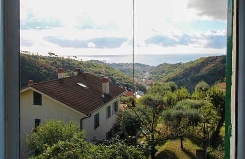 Celle Ligure Apartment | Cosy apartment for 5 guests with WIFI, TV and terrace