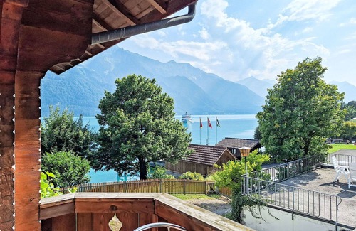 Niederried bei Interlaken House | Cosy apartment in villa for 4 people with WIFI, TV, balcony and panoramic view