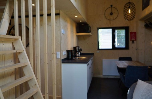 Vleteren House | Cosy apartment in villa for 4 people with WIFI, TV and terrace