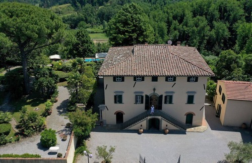 Crespina Villa | Cosy apartment in villa for 8 people with private pool, WIFI, terrace and pets allowed