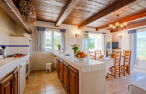 Bauduen Villa | Cosy apartment in villa for 6 people with WIFI, TV, terrace, pets allowed and panoramic view