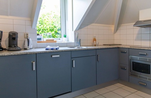 Municipality of Dalfsen House | Cosy apartment in villa for 6 people with WIFI, pool, TV and terrace