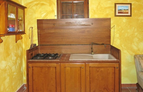 Casalbordino House | Cosy apartment in villa for 6 people with WIFI, pool, TV and terrace