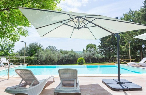 Casalbordino House | Cosy apartment in villa for 6 people with WIFI, pool, TV and terrace