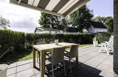 Municipality of Vlissingen House | Cosy apartment in villa for 4 guests with WIFI, TV, terrace and pets allowed