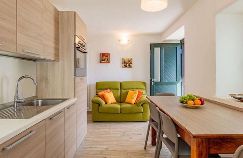Novate Mezzola Apartment | Cosy apartment for 5 guests with WIFI, TV and terrace