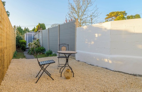 St. Dennis House | Cosy cottage, conveniently located in the heart of Cornwall, perfect family base
