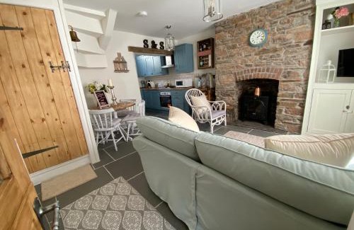 Brixham House | Cosy Fisherman’s Cottage: 150m to Brixham Harbour