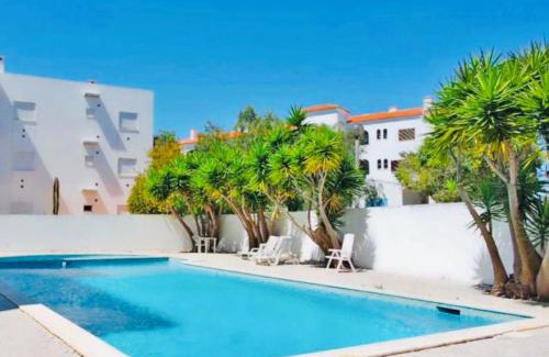 Funchal Apartment | Cosy Flat in Central Lagos with Pool