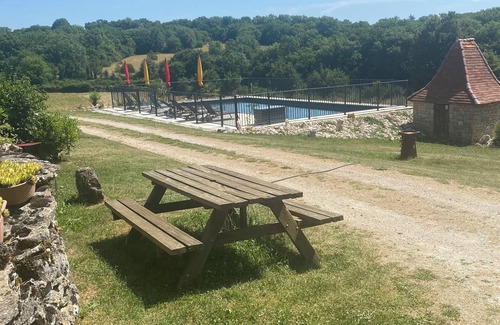 Gramat Ski Chalet | Cosy gîte with shared pool - Domaine du Gravier - Gramat