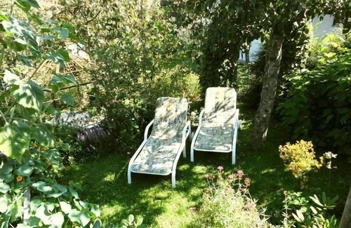 Gotteszell Apartment | Cosy holiday flat in Weiherhäuser with garden and terrace