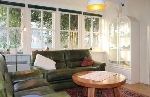 Maarheeze House | Cosy Holiday Home in Maarheeze with Verandah