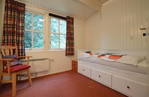 Maarheeze House | Cosy Holiday Home in Maarheeze with Verandah