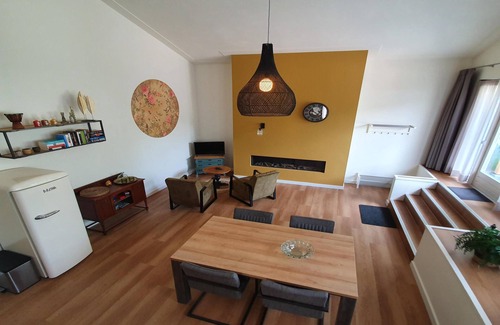 Kaatsheuvel House | Cosy holiday home with garden and hot tub