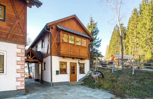 Mariapfarr House | Cosy holiday home with terrace near the slopes