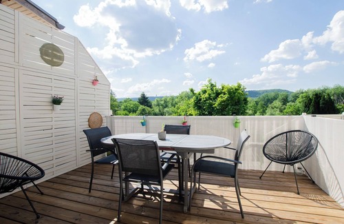 Jouy-aux-Arches House | "Cosy House" 5 bedrooms. Pets allowed