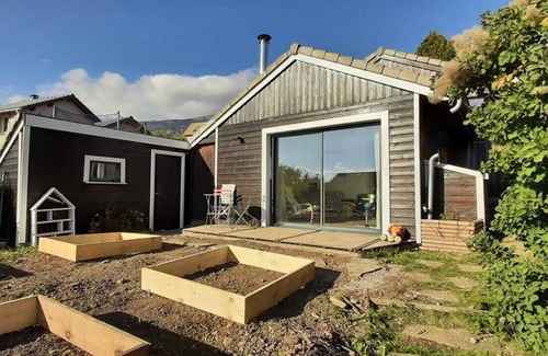 Chorges House | Cosy house with view and garden