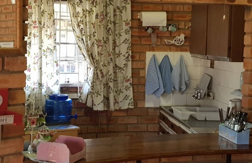 Marloth Park Cottage | Cosy Hut, Rustic Marloth Cottage Near Kruger Gate, Ideal for Nature Lovers