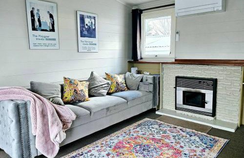 Taupo House | Cosy Lockwood in Town