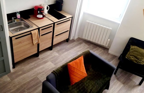 Centre Historique Apartment | Cosy mezzanine studio in Narbonne town center, close to beaches