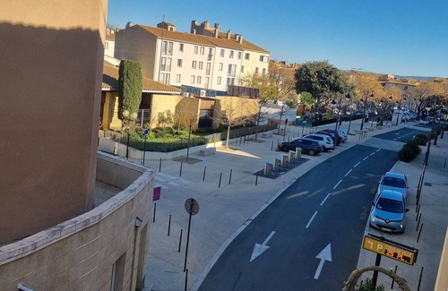 Centre Historique Apartment | Cosy mezzanine studio in Narbonne town center, close to beaches
