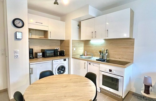 Chatel-Guyon Apartment | Cosy one-bedroom - ideal for curists and wellness getaways