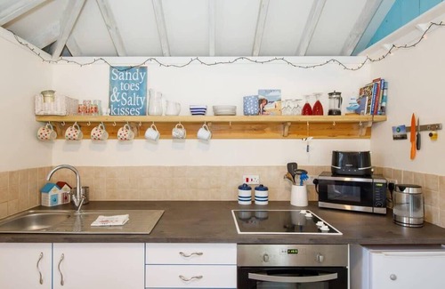 Selsey Cabin | Cosy self-contained annexe in Selsey
