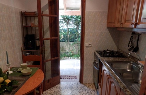 Cala Figuera Ski Chalet | Cosy village house in Spanish style, peaceful location