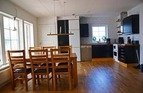 Sexdrega House | Cosy wooden house Udden with own boat