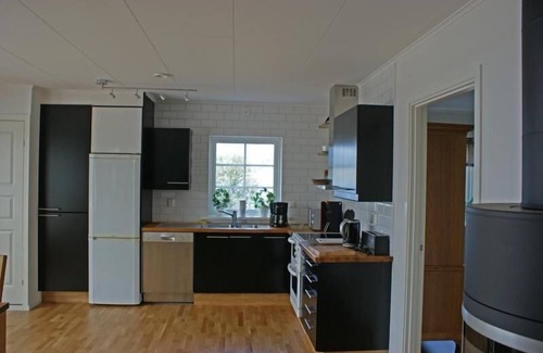 Sexdrega House | Cosy wooden house Udden with own boat