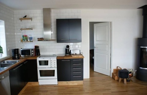 Sexdrega House | Cosy wooden house Udden with own boat