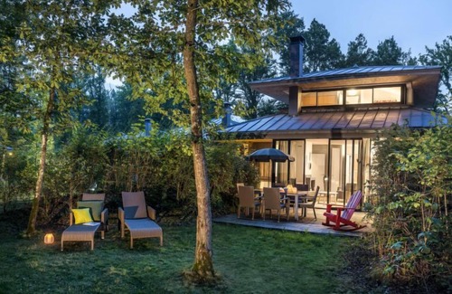 Les Barils House | Cottage Pagode VIP by Interhome