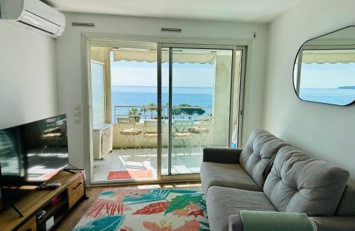 La Californie Apartment | Cote d’Azur Charm, Studio Apartment with panoramic seaview in Nice