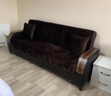 Stroud Apartment | Cotswold Valley Aparthotel
