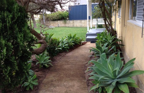 Mandurah House | Cottage by the Sea Mandurah, Comfortable, Family, Doggy Friendly, Location plus.