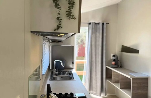Daglan House | Cottage BAHIA (4 pers) 2 bedrooms-TV-Air-conditioning-Dishwasher-Covered terrace with bench for 4 persons