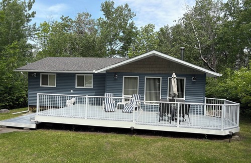 Traverse Bay Cottage | Cottage for rent in Abert Beach!