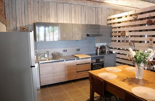 Flines-les-Mortagne Cottage | Cottage in a renovated stable with private garden, air conditioning, parking, WIFI