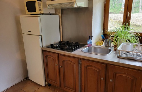 Bonny-sur-Loire Cottage | Cottage in the garden of the Moulin de la Fontaine