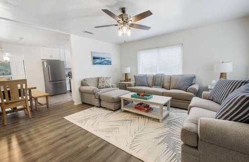 Dauphin Island House | Cottage in the Village