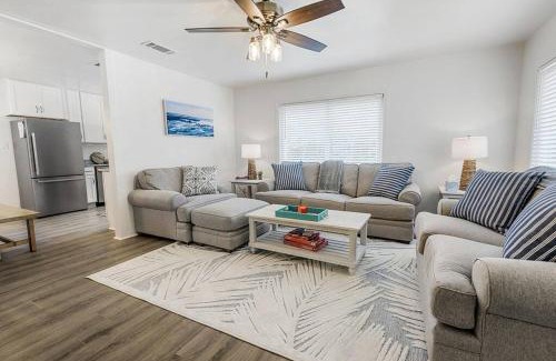Dauphin Island House | Cottage in the Village