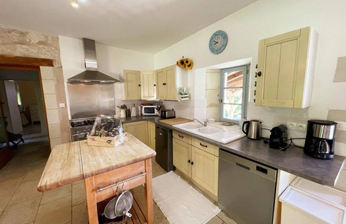 Cussay Cottage | Cottage in Touraine with private pool, spa and WiFi