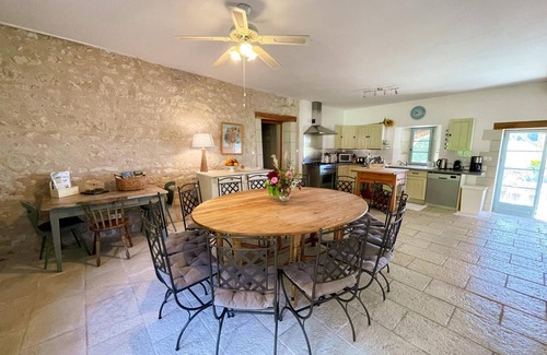 Cussay Cottage | Cottage in Touraine with private pool, spa and WiFi