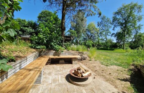 Melby House | Cottage Near Hald Beach With Large Garden