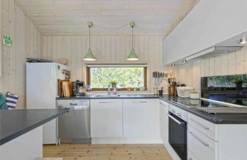 Rrvig House | Cottage On A Large Nature Plot By The Beach