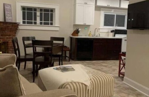 Brevard Cottage | Cottage on Main Street - Brevard, NC