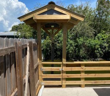 Buckhead Ridge Apartment | Cottage on the Water!