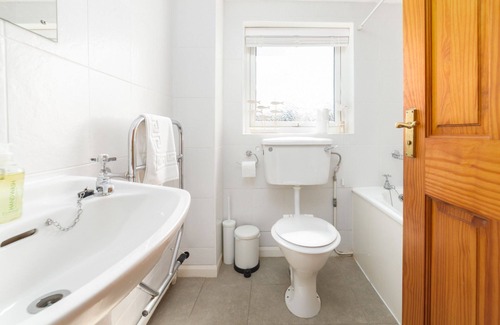 Castletown Cottage | Cottage sleeping 3 people located in Castletown